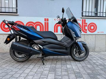 Yamaha X-Max 300