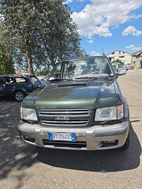 isuzu trooper  autocarro 