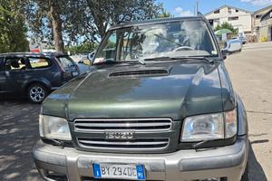 isuzu trooper  autocarro 