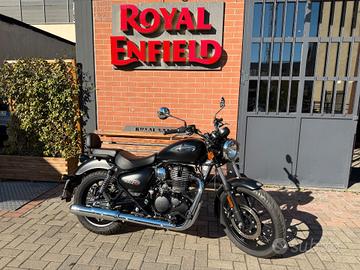 Royal Enfield Meteor 350 Stellar Black