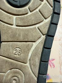 Scarpe bimbo 26