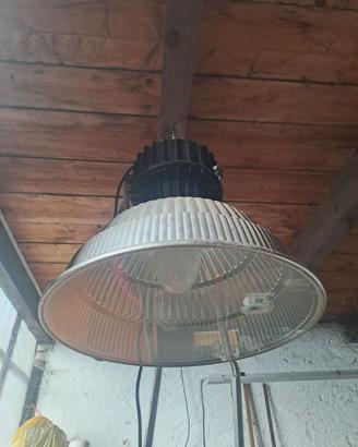 Lampadario industriale