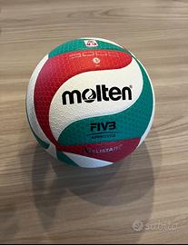 Pallone Molten 5000