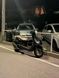 sym 125 4t