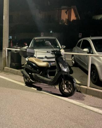 sym 125 4t