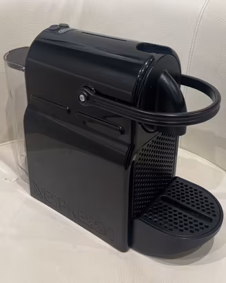 Macchina del caffè Nespresso DeLonghi Inissia