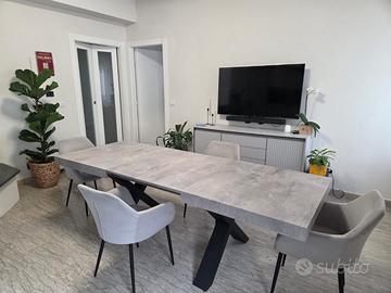 Tavolo allungabile con poltroncine sfoderabili