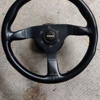 Volante Sportivo MOMO Vintage (Anni '80/'90)+Mozzo