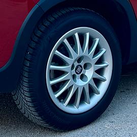 Cerchi con gomme 500L Tipo Alfa 147 156