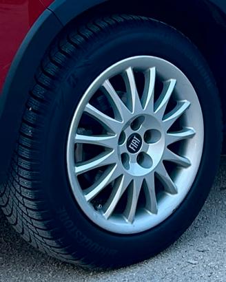 Cerchi con gomme 500L Tipo Alfa GT 147 156