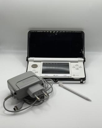Nintendo 3DS bianco+caricatore, custodia, pennino