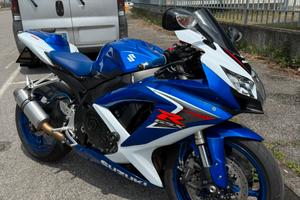 Suzuki GSX R 600