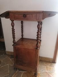 Comodino  '800 complemento d'arredo