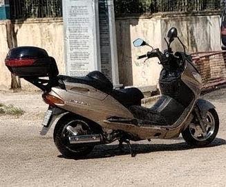 Suzuki  Burgman 250