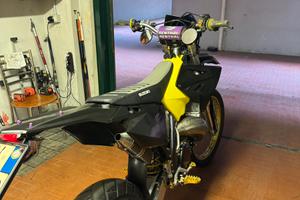 Suzuki rm 125
