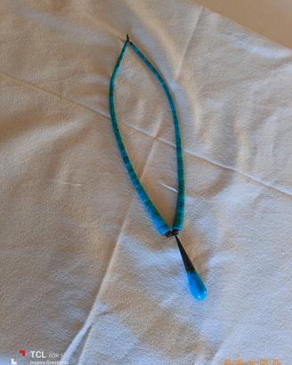 collana in paste turchesi con pendente 