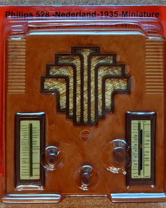 Radio Philips 528 (modello in scala)