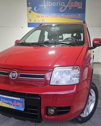 FIAT Panda 1.3 MJT 16V DPF 4x4 Climbing