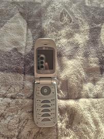 Cellulare Vintage LG Conchiglia Vodafone