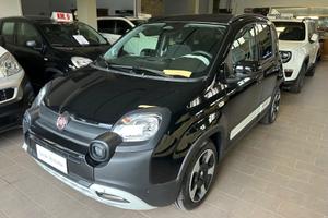 Fiat Panda Cross Hybrid KM ZERO