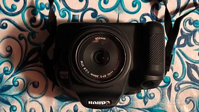 Canon eos 2000d