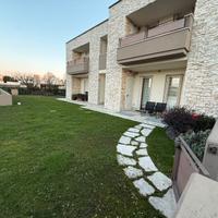 Appartamento trilocale con 2 bagni piano terra