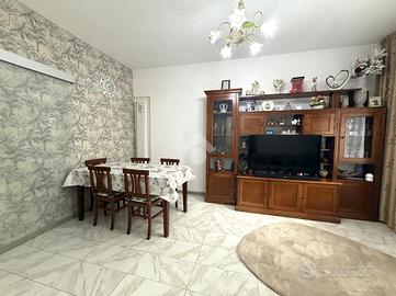 PORZIONE DI TRIFAMILIARE A TOMBOLO