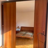 Mobile camera da letto con specchio