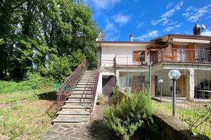 PORZIONE DI QUADRIFAMILIARE A VALENTANO