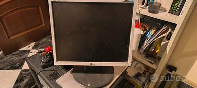Monitor Lg flatron 17 pollici 1750sq