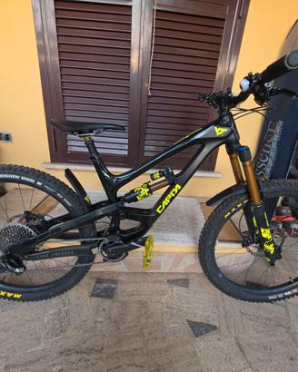 YT Capra Pro Race 2021 27.5” 180mm/180mm