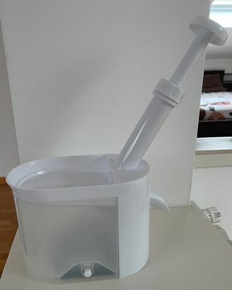 Denocciolatore snocciolatore