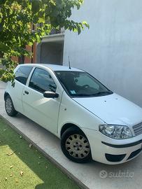Punto van