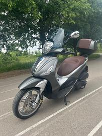 Piaggio Beverly 350