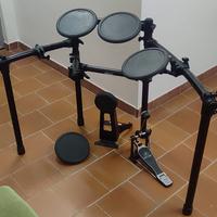 BATTERIA ELETTRONICA YAMAHA + ALTRO