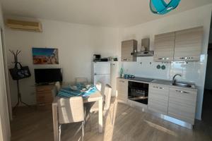 Monolocale vista mare