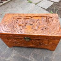 baule vintage intarsiato a mano 