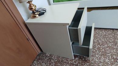 Comodino/Cassettiera a 3 cassetti