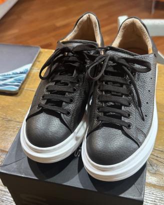 Sneakers pelle martellata marone