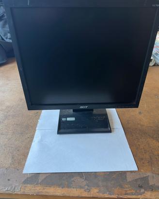 Monitor acer 17 pollici