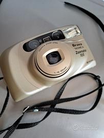 macchina fotografica yashica 