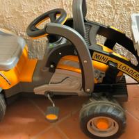 trattore ruspa a pedali peg Perego 