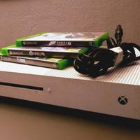 xbox one s 1tb + 3 giochi