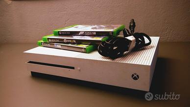 xbox one s 1tb + 3 giochi