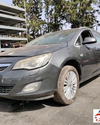 OPEL ASTRA J SPORTS TOURER P10 2.0 CDTI -Ricambi