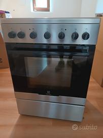 Cucina elettrica Electrolux 60 cm inox forno