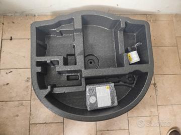 kit riparazione foratura gomma Toyota Yaris Cross 