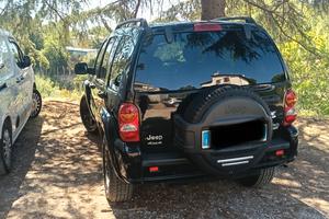 jeep Cherokee 2800 crd limited