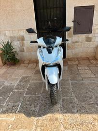 Honda sh125I 2023 bianco opaco