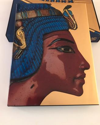 Nel regno dei faraoni  .Zari Hawass